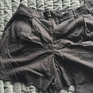 GAP Women's Classic Black Bermudas